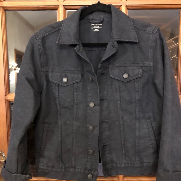 GAP Jean Jacket - Picture 2 of 4